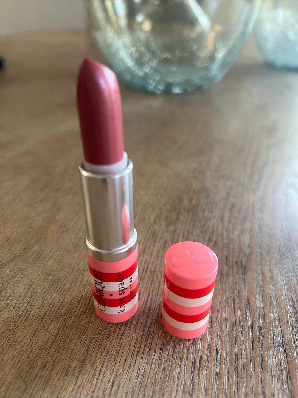 Clinique x Kate Spade Love Pop Lipstick - Rose Mauve